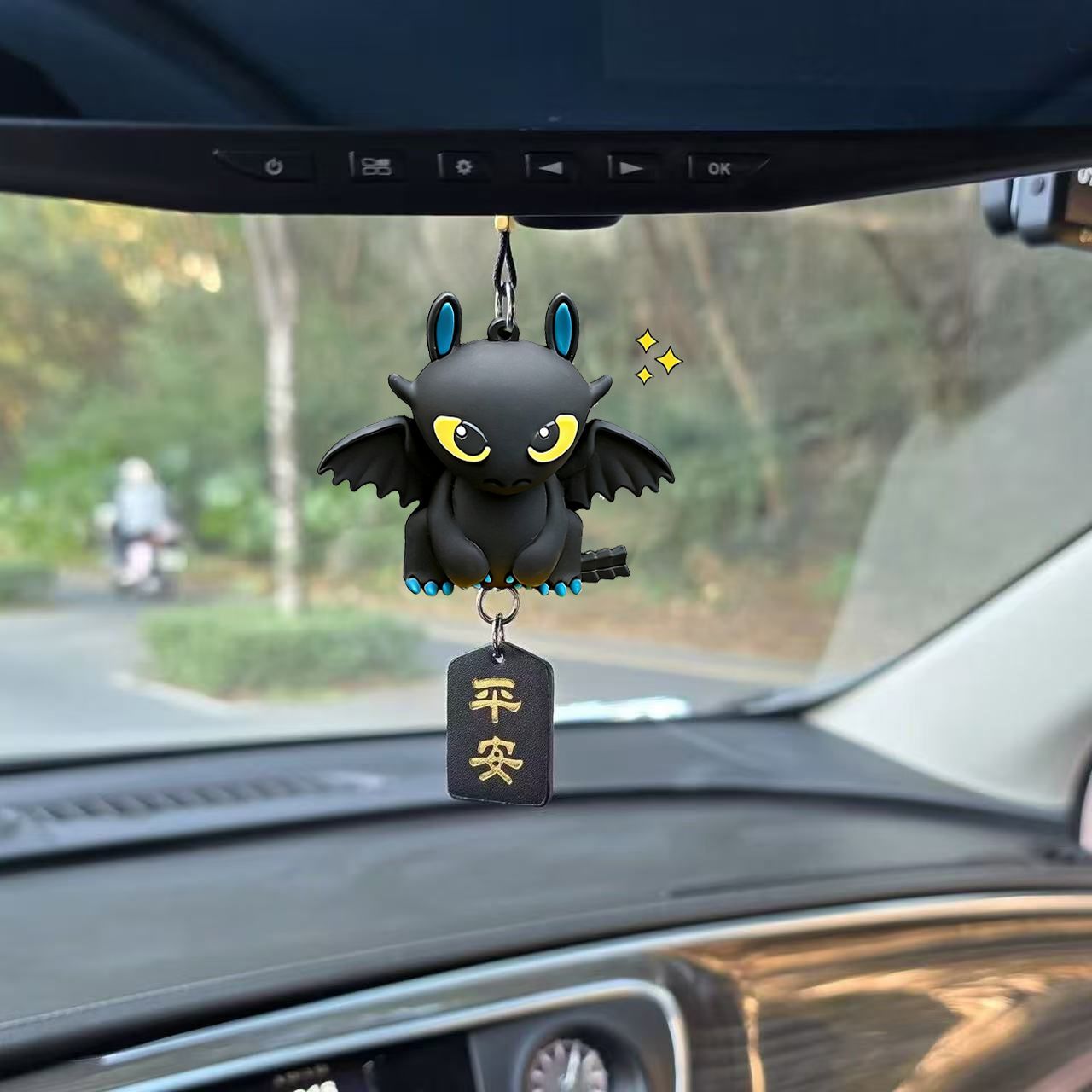Car Accessories Unique - Boneco de pelúcia sem dentes para